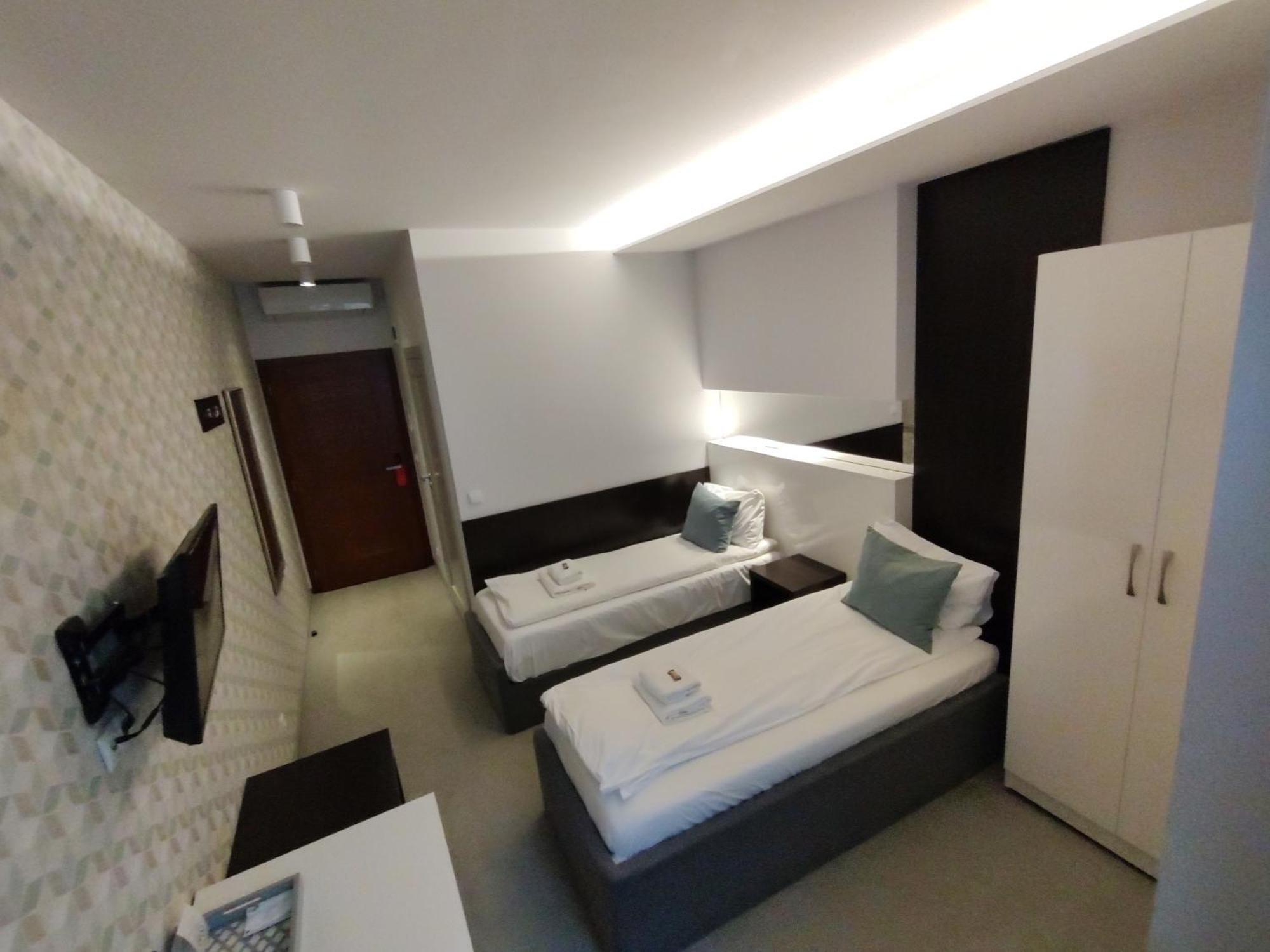 Novopolska - Hotel I Restauracja Kościan Eksteriør bilde