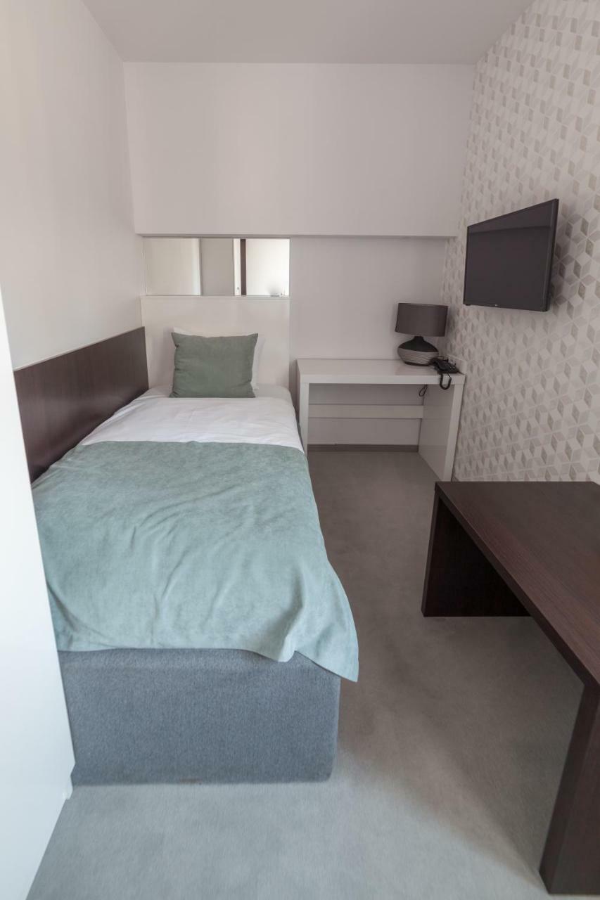 Novopolska - Hotel I Restauracja Kościan Eksteriør bilde